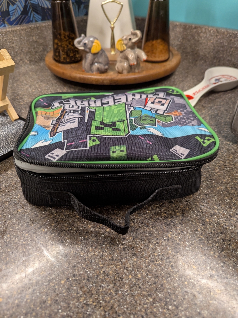 Mine Craft Theme Insulated Lunch Tote - Picture 10 of 12